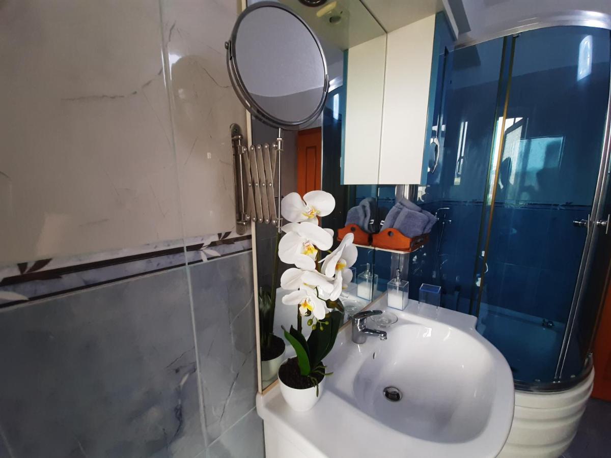Cosy Central Apartment Shkodër Екстериор снимка